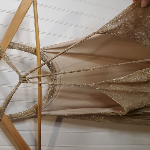 Astr Gold Metallic dress beaded strappy size medium - Picture 5 of 8